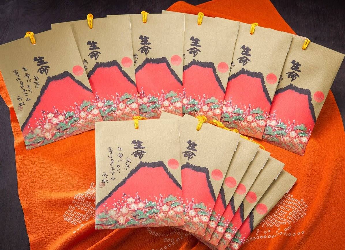 縁起物　赤富士 赤富士と縁起物文化｜幸運を呼ぶ絶景の秘密 | 昆布の佃煮なら舞昆テレビ