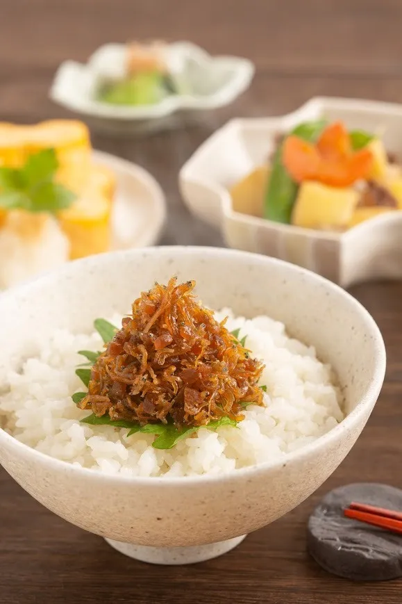 朝ご飯を豊かにする佃煮の魅力とは？シンプルレシピで健康的な一日のスタートを